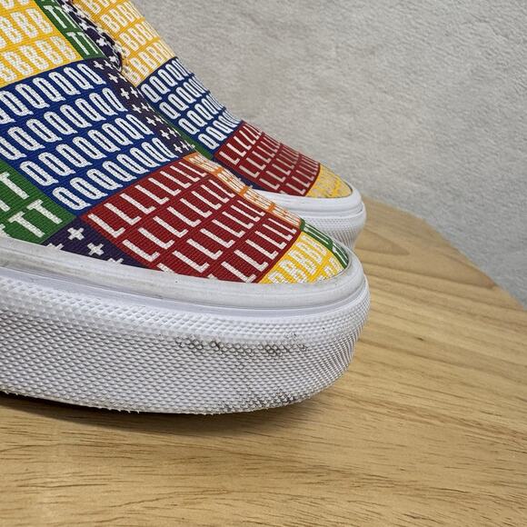 Vans LGBTQ Rainbow Pride Classic Slip-On Sneaker Shoe White Men’s 6 Women’s 7.5 - Picture 4 of 12